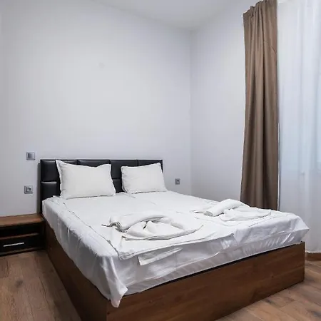 La Luna - High-end 2bd Flat In The Centre By Flat Mаnager * София