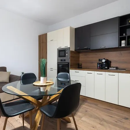 Апартаменты La Luna - High-end 2bd Flat In The Centre By Flat Mаnager *