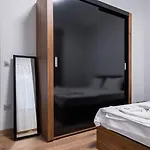 Modern 2bd 2ba Designer - Prime Location By Flat Mаnager *
