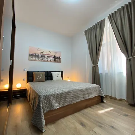 La Luna - High-end 2bd Flat In The Centre By Flat Mаnager *