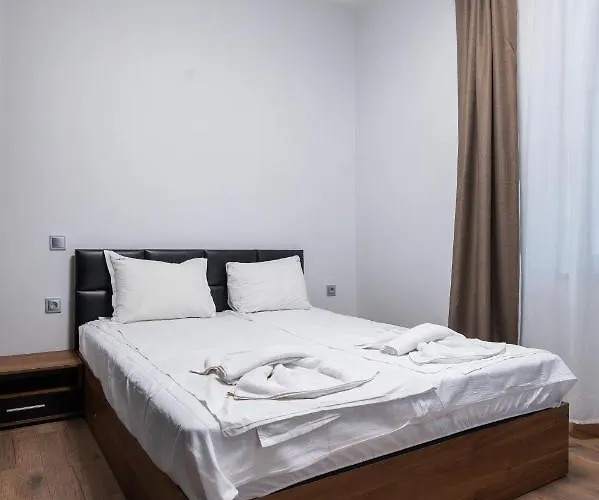 Modern 2Bd 2Ba Designer Apartment - Prime Location By Flat Mаnager * 索菲亞