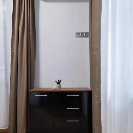 La Luna - High-end 2bd Flat In The Centre By Flat Mаnager *