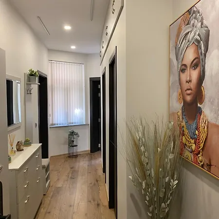 La Luna - High-end 2bd Flat In The Centre By Flat Mаnager